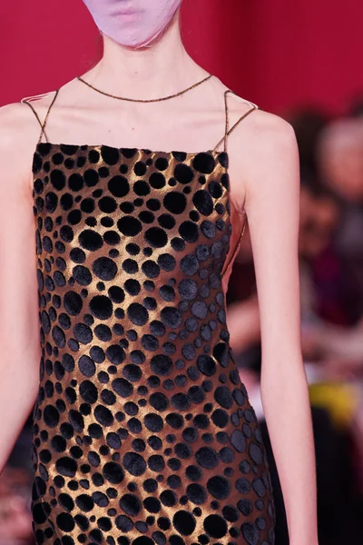 Look 122